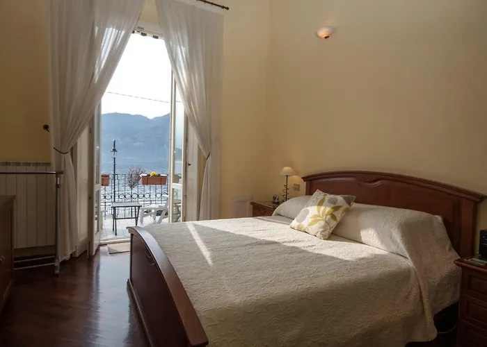 Bella Vista By Lovecomo Holiday home *