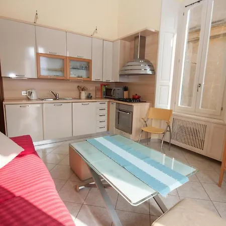 Bella Vista By Lovecomo 特雷梅佐