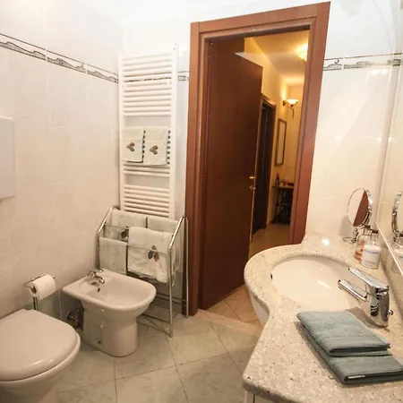 Bella Vista By Lovecomo * 特雷梅佐